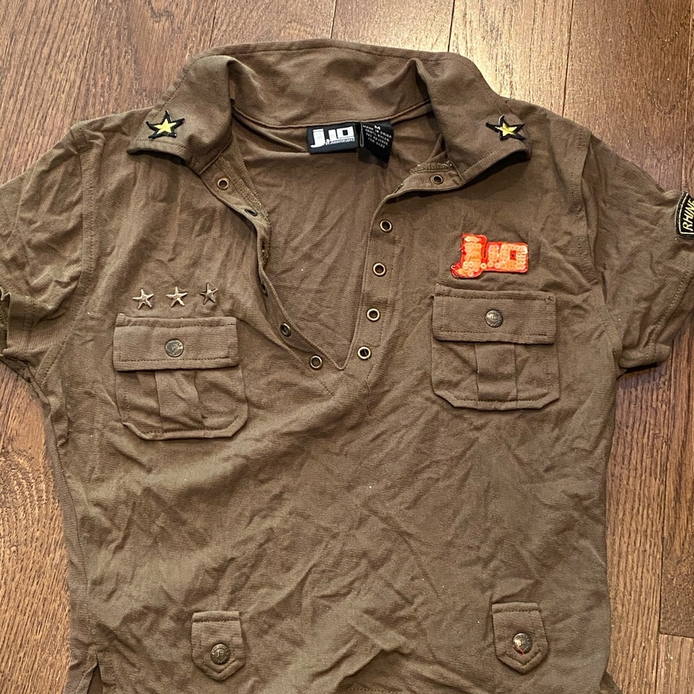 Size Medium Top Bundle - image 7